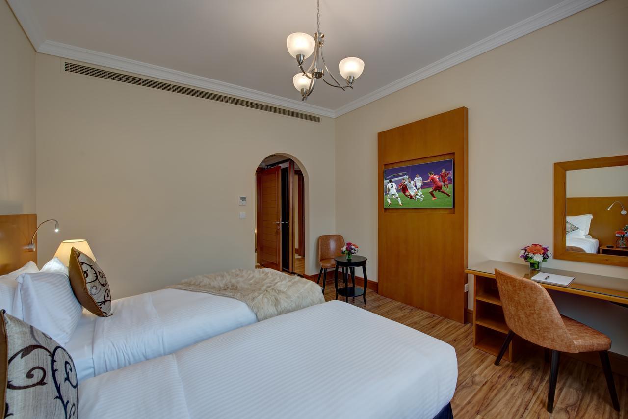 J5 Villas Holiday Homes Barsha Gardens Дубай Экстерьер фото